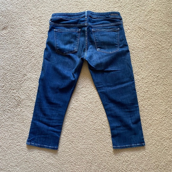 Citizen of Humanity Cropped Jeans. - Picture 3 of 9